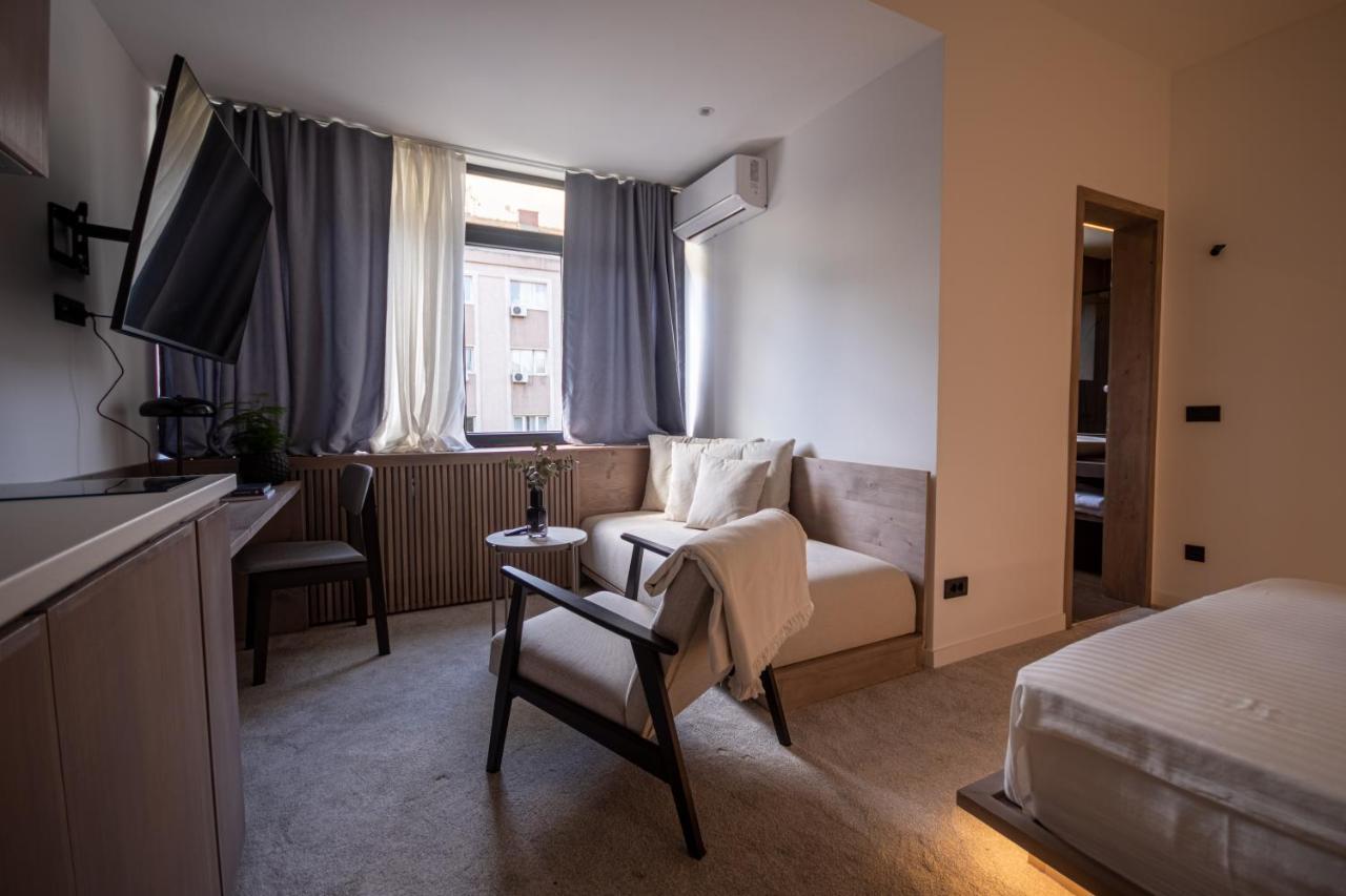 פרישטינה Bloom Suites מראה חיצוני תמונה